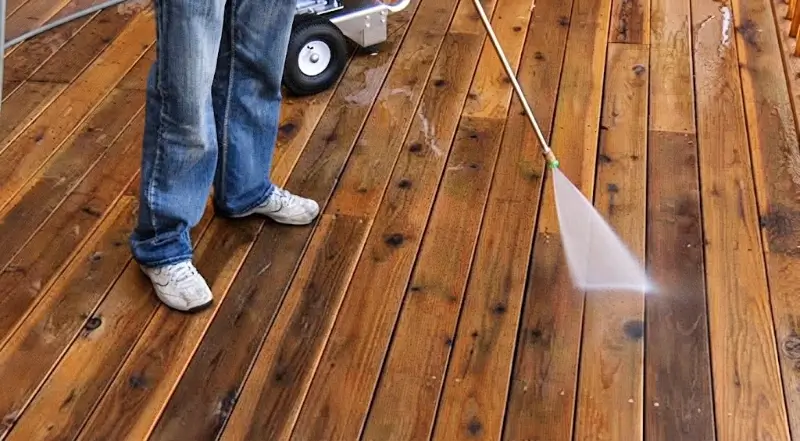 Wood deck cleaning job site near Plant City, FL