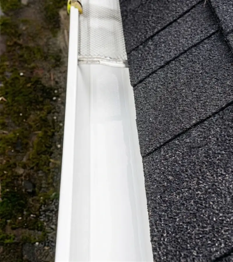 Gutters cleared and flowing after a Plant City cleaning visit